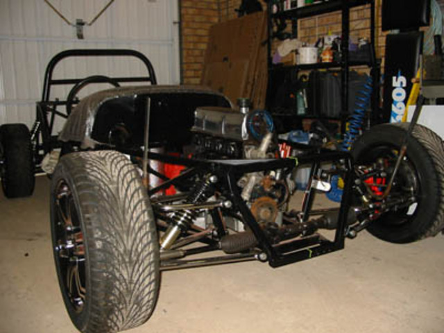Rolling chassis with engine in