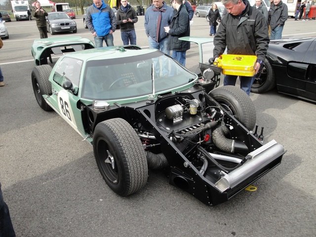GT40 front