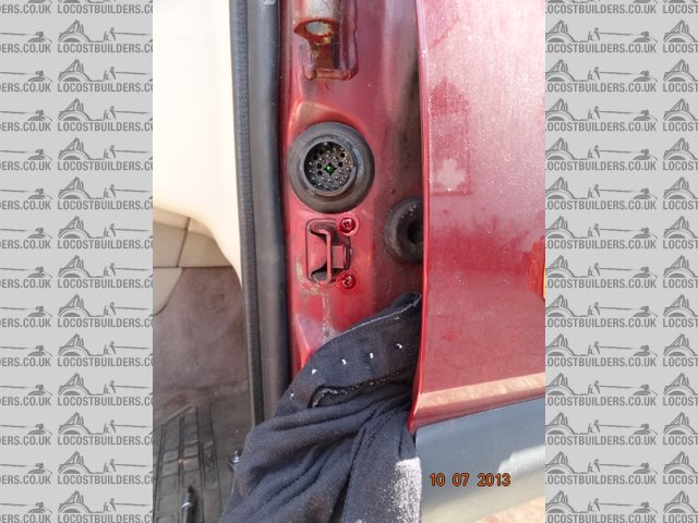 door hinge catch repair