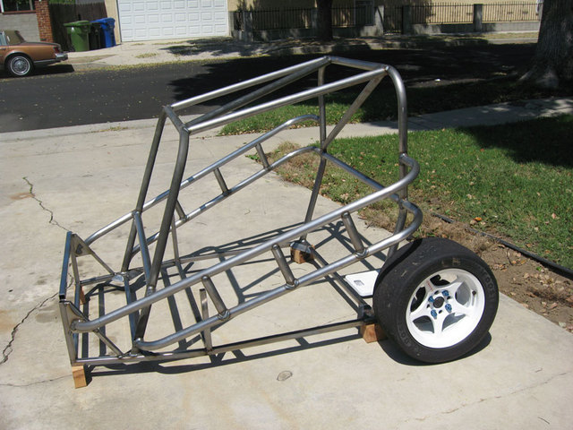 Roll cage minus two rear legs