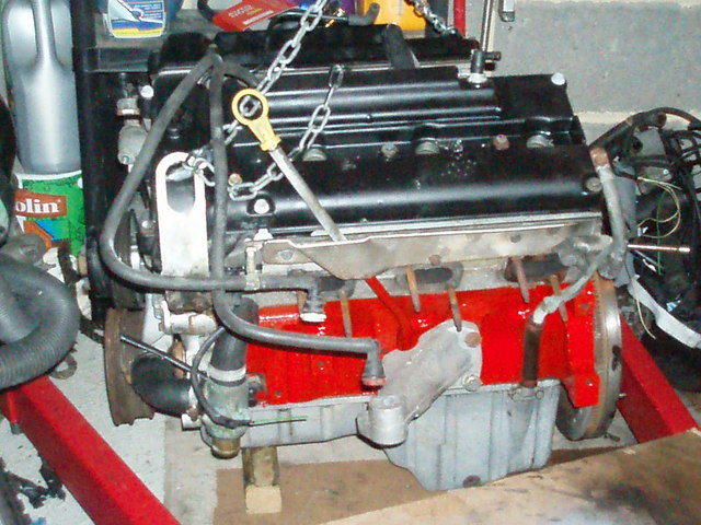 V6 engine