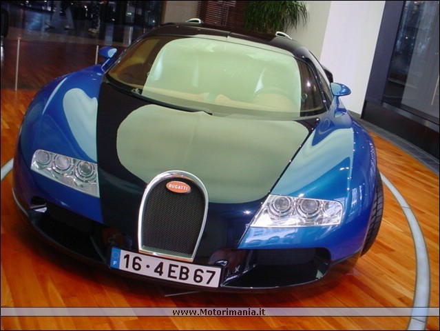 Rescued attachment Bugatti.Veyron.1.jpg