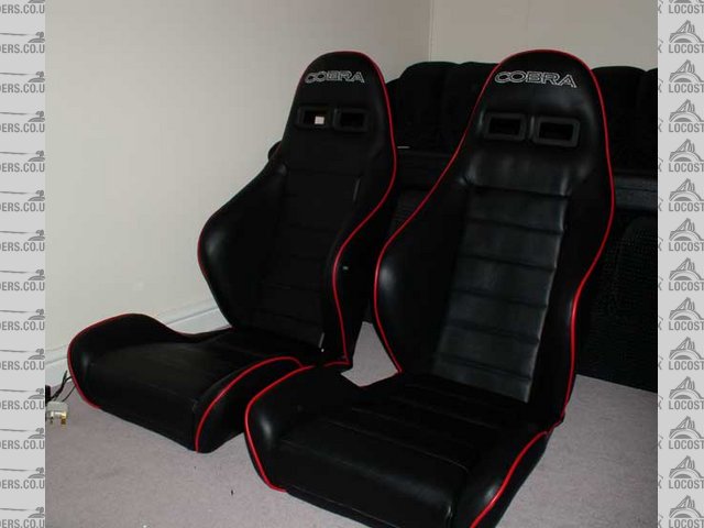 Cobra Roadster 7 seats, nice!
