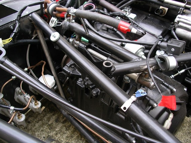 zzr14oo engine cradle