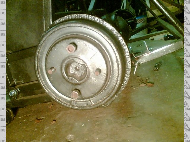Escort rear brake drum front