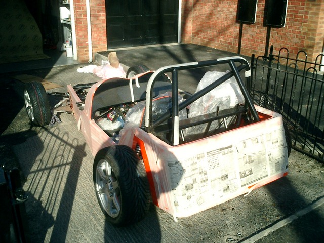 Day 9 14/04/06 Rolling chassis