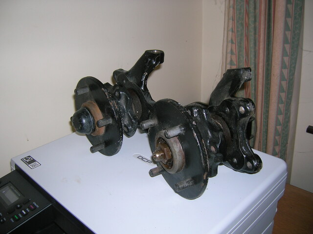 DescriptionCortina Uprights  1