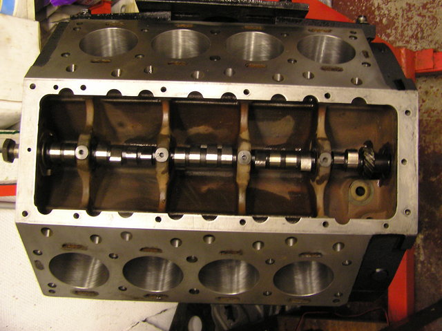 Daimler Hemi block