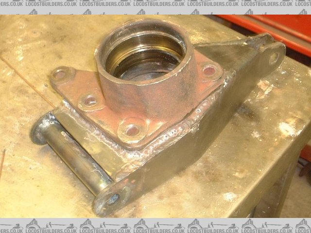 Rescued attachment hubcarrier.JPG