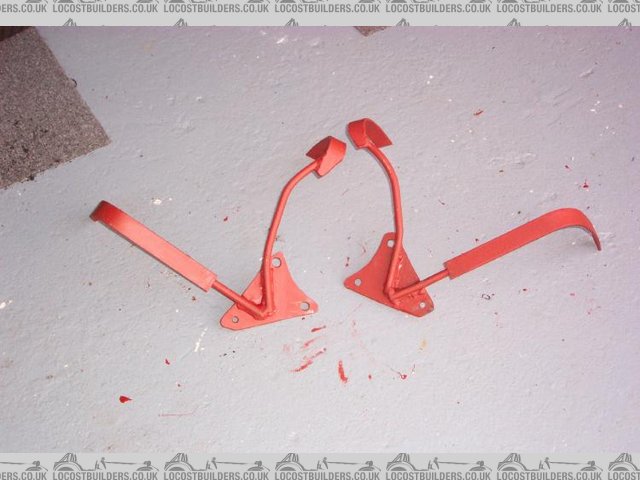 new front wing brackets