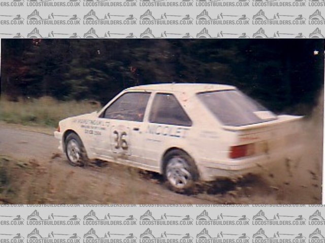  Fords prototype escort 4x4 in action.
