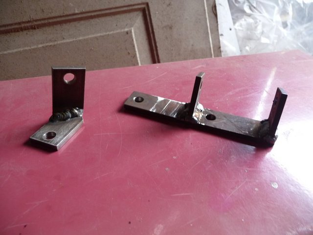 Alternator mounts