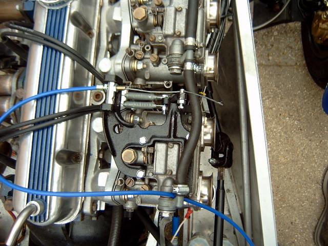 Twin 40 throttle linkage from Eurocarb Ltd